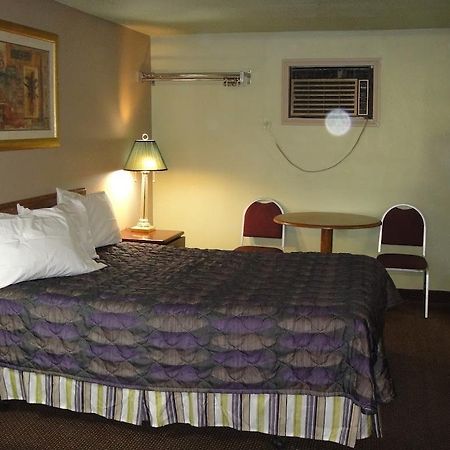 Trails West Motel South Hutchinson Luaran gambar
