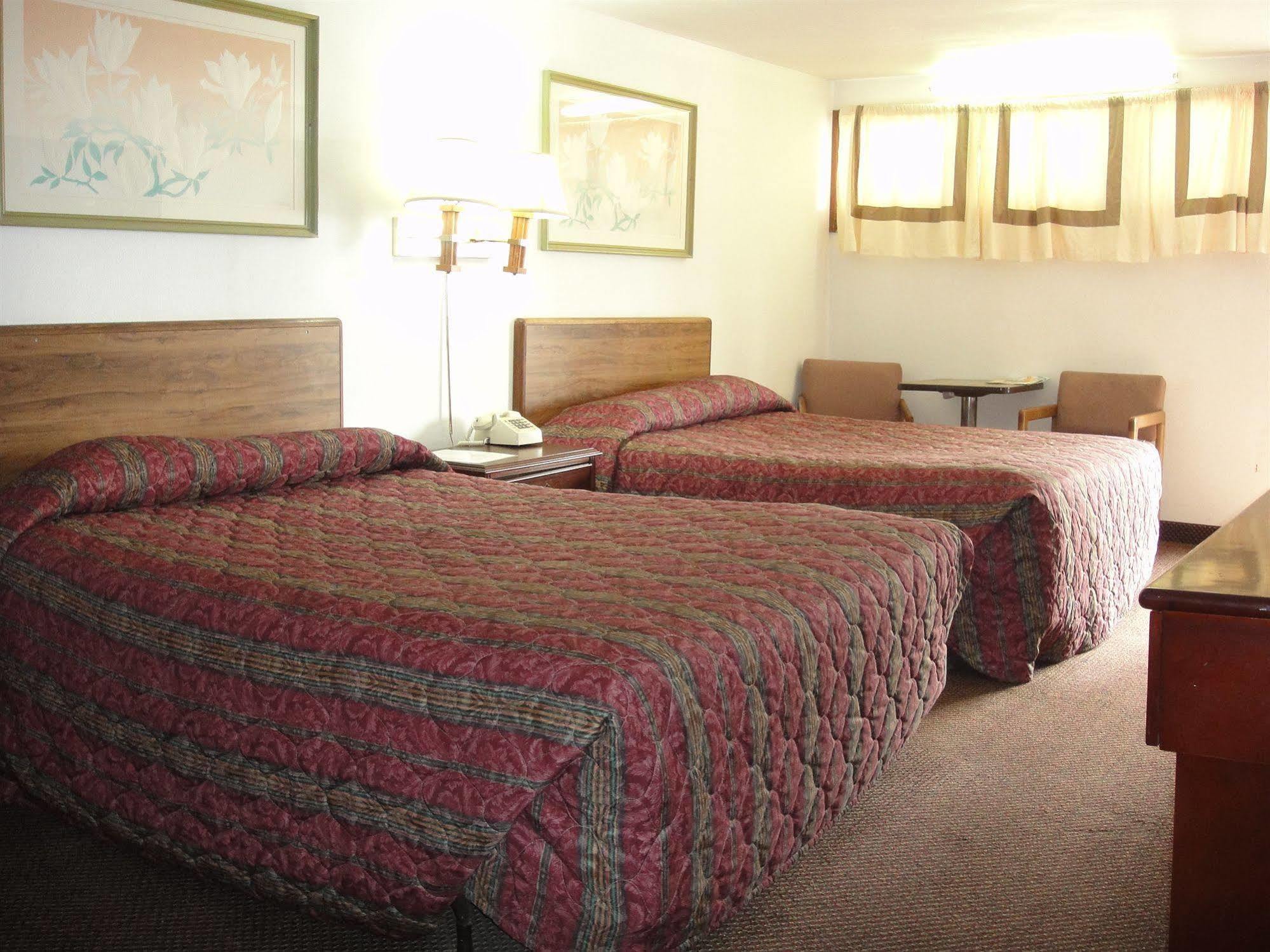 Trails West Motel South Hutchinson Luaran gambar